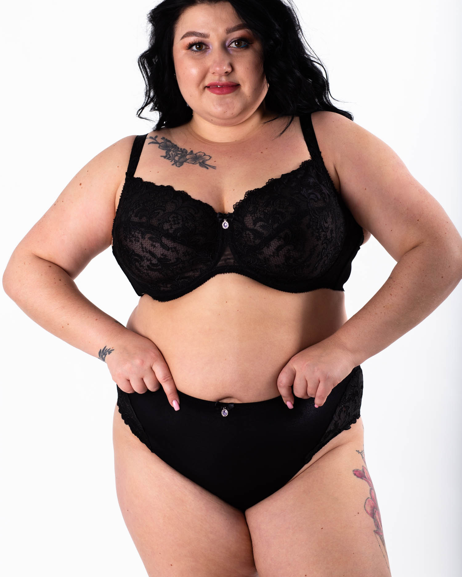 Трусики жіночі мікрофібра з вишивкою Lanny 51294 чорні 4277-4